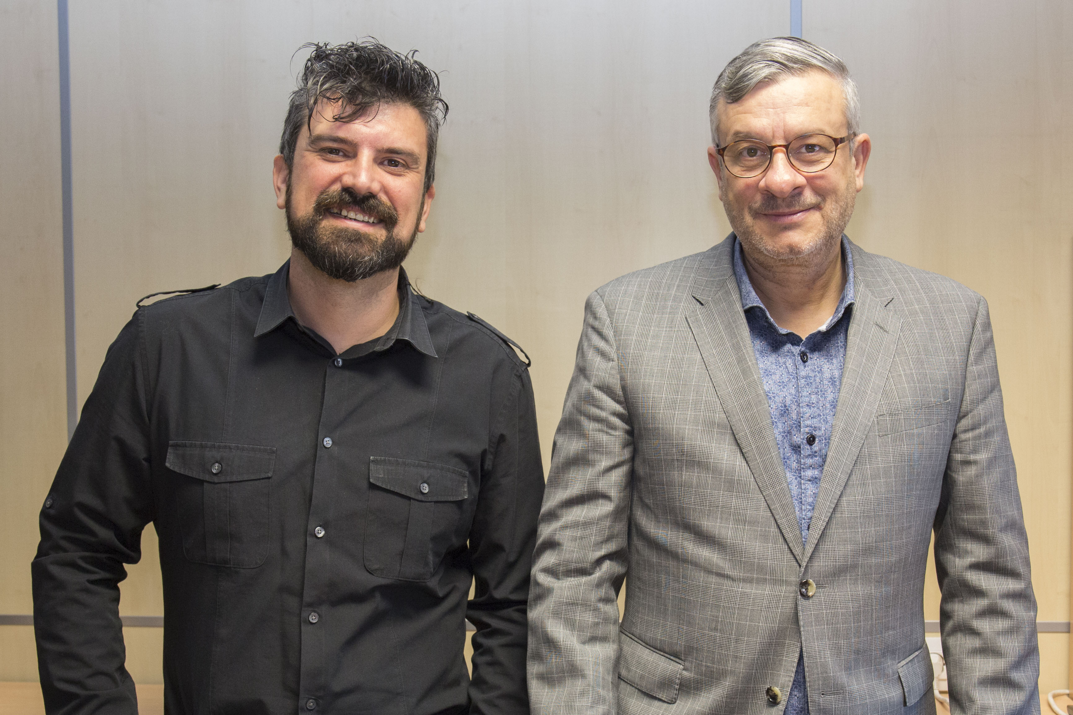 Ivan Mora-Sero and Juan Bisquert